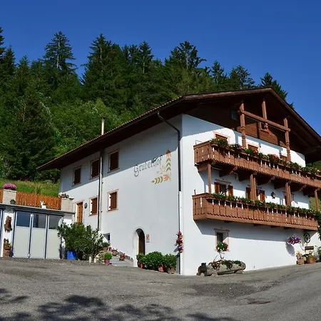 Gruberhof Apartment *